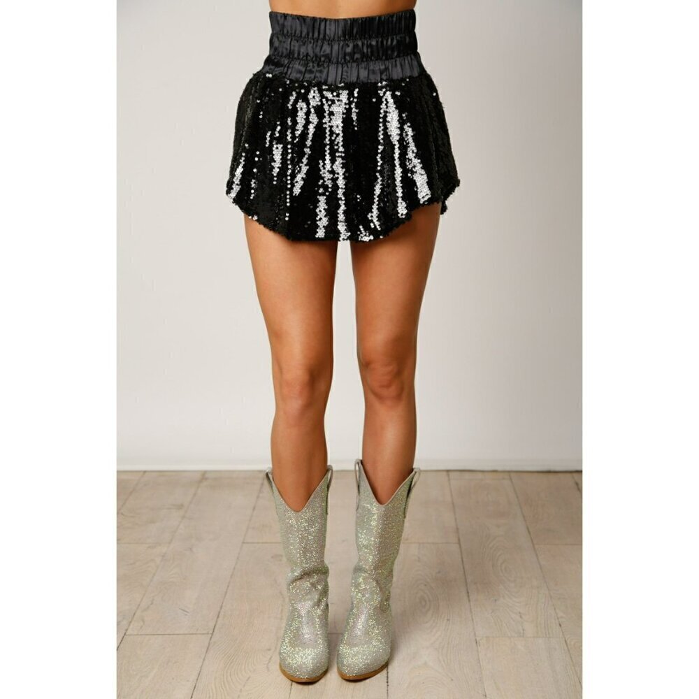 Hit The Lights Sequin Skort in Black - Picture 2 of 10